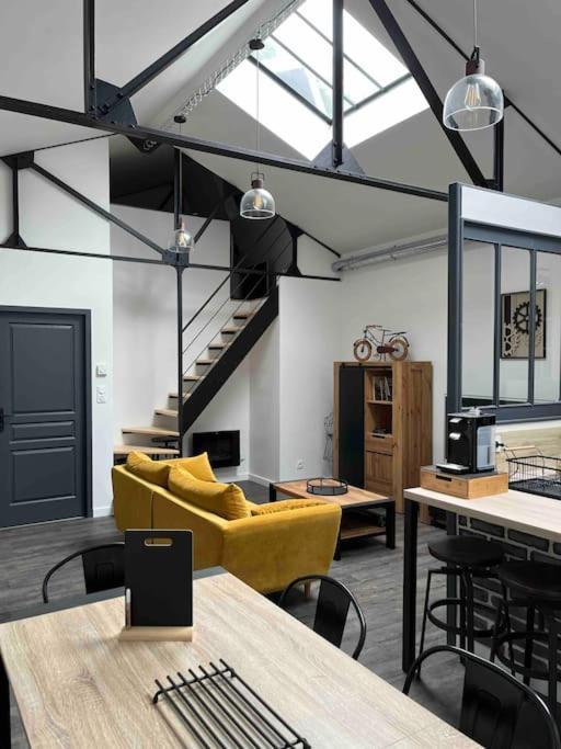 Вилла Loft Relais Coeur De France Вьерзон Экстерьер фото